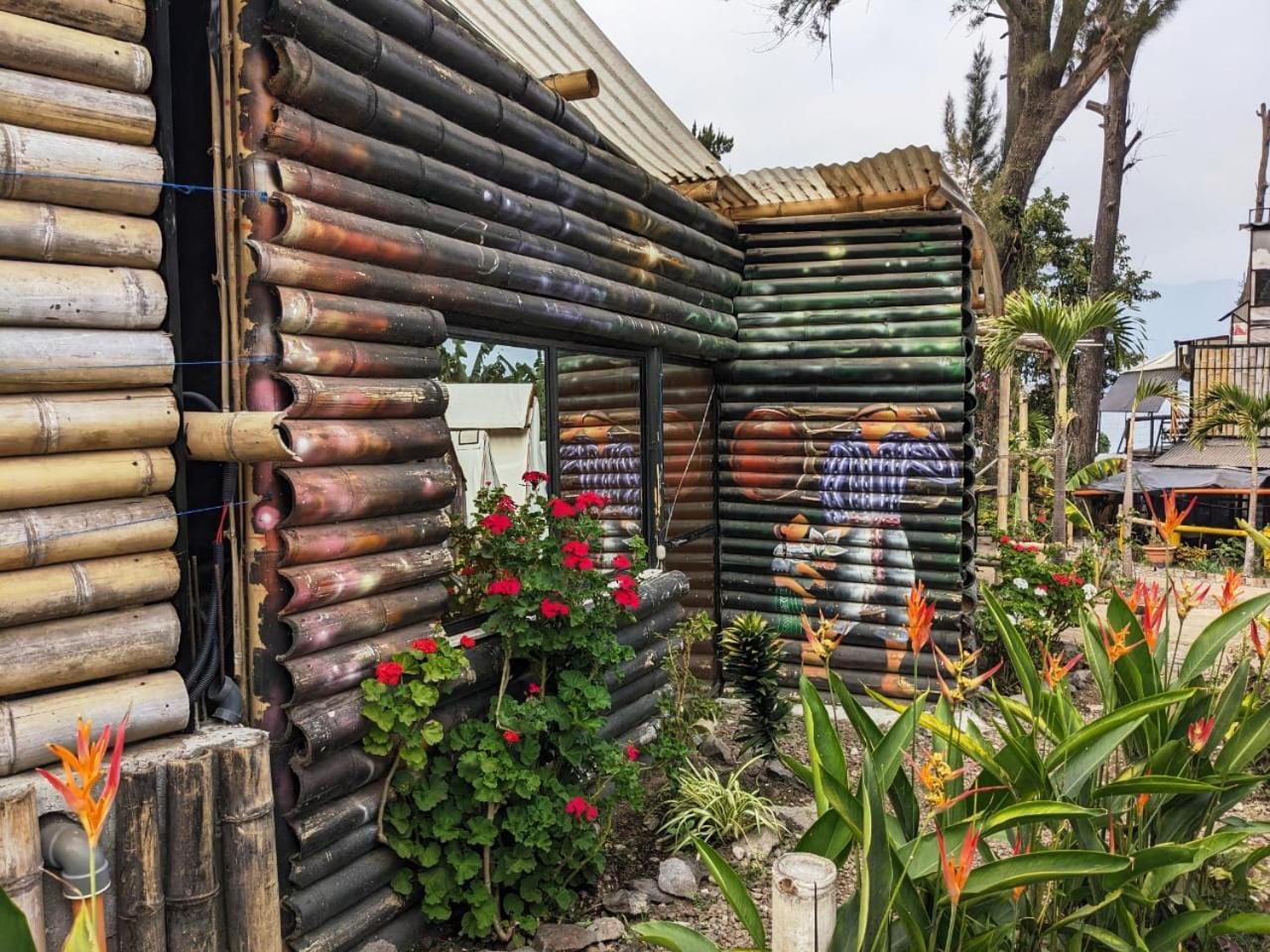 Albergue Gran Colibri Adventure Park San Pedro La Laguna Exterior foto