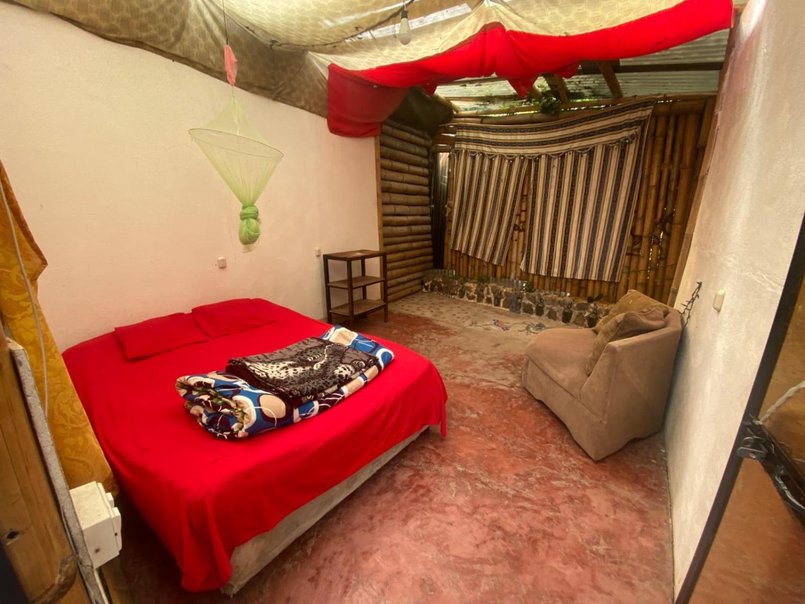 Albergue Gran Colibri Adventure Park San Pedro La Laguna Exterior foto
