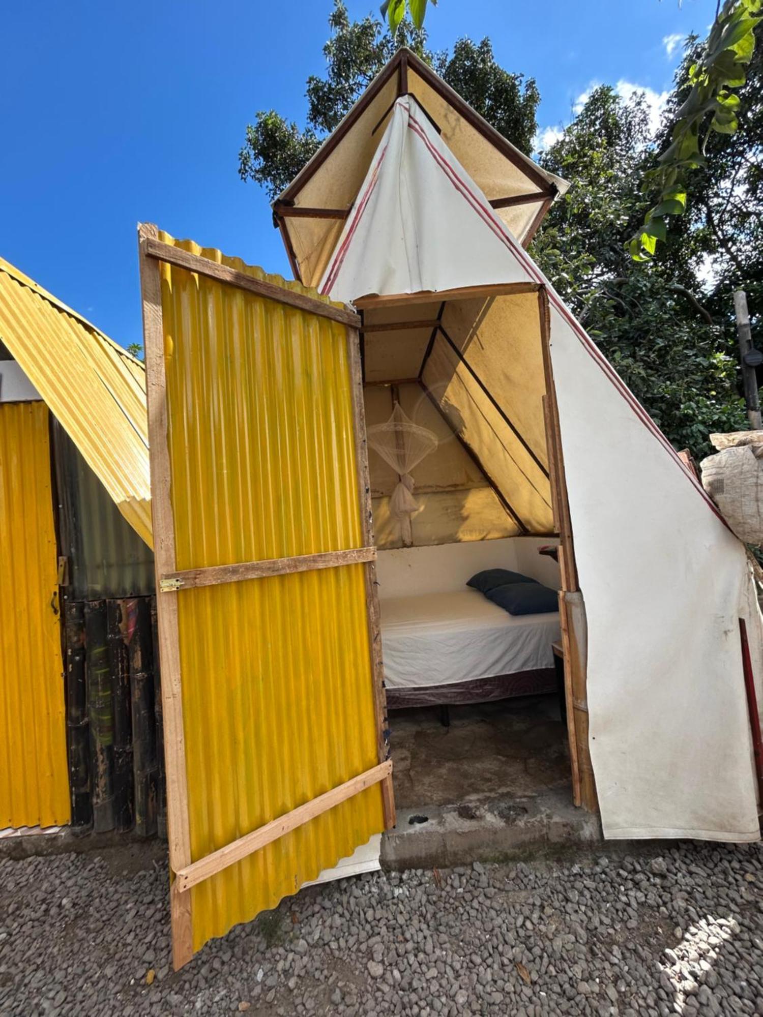 Albergue Gran Colibri Adventure Park San Pedro La Laguna Exterior foto