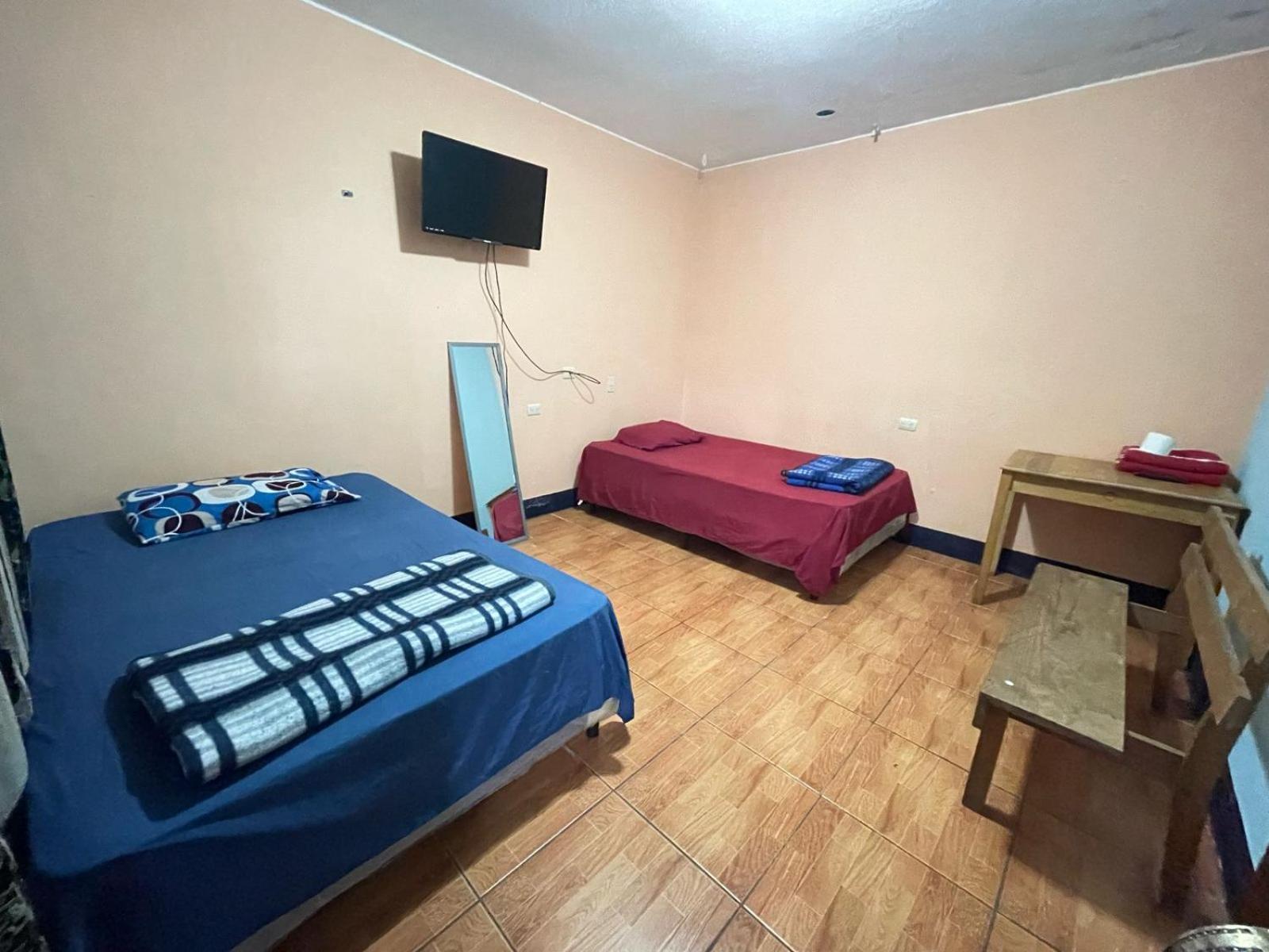 Albergue Gran Colibri Adventure Park San Pedro La Laguna Habitación foto